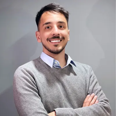 Dr. Javier Medah